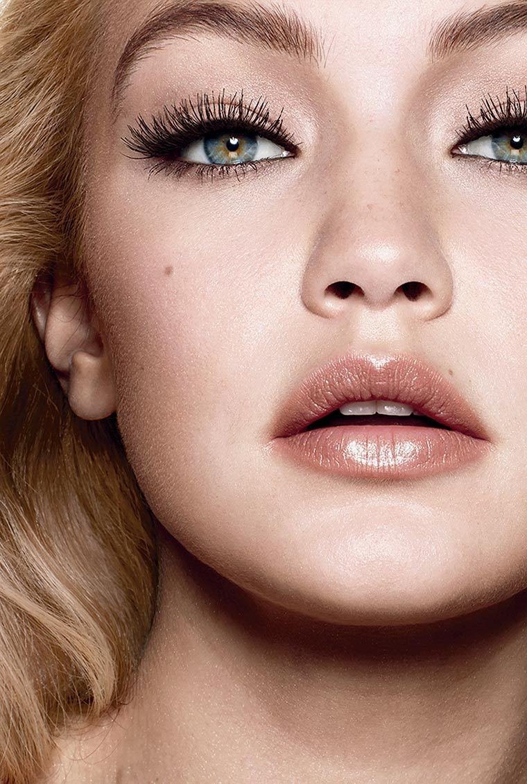 ماسكارا جيجي حديد من مايبيلين Falsies The Push Up Drama 041554443479 B